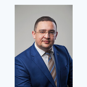 Рустам Акрамов